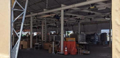 馬斯克喜提造車神器 不足20萬的特斯拉即將問世，采用創新紡織品遮篷設計